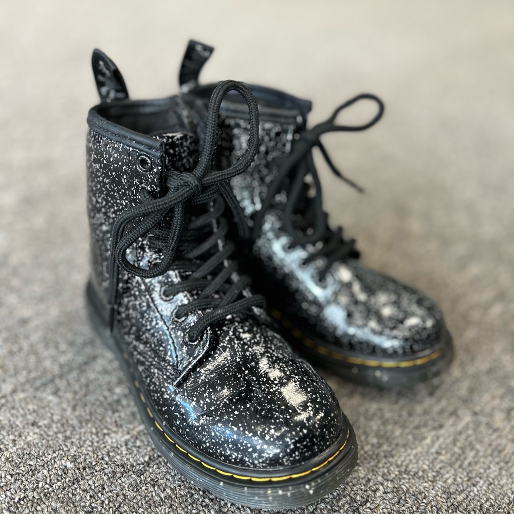 Dr. Martens kids 1460 lace up Black glitter Boots